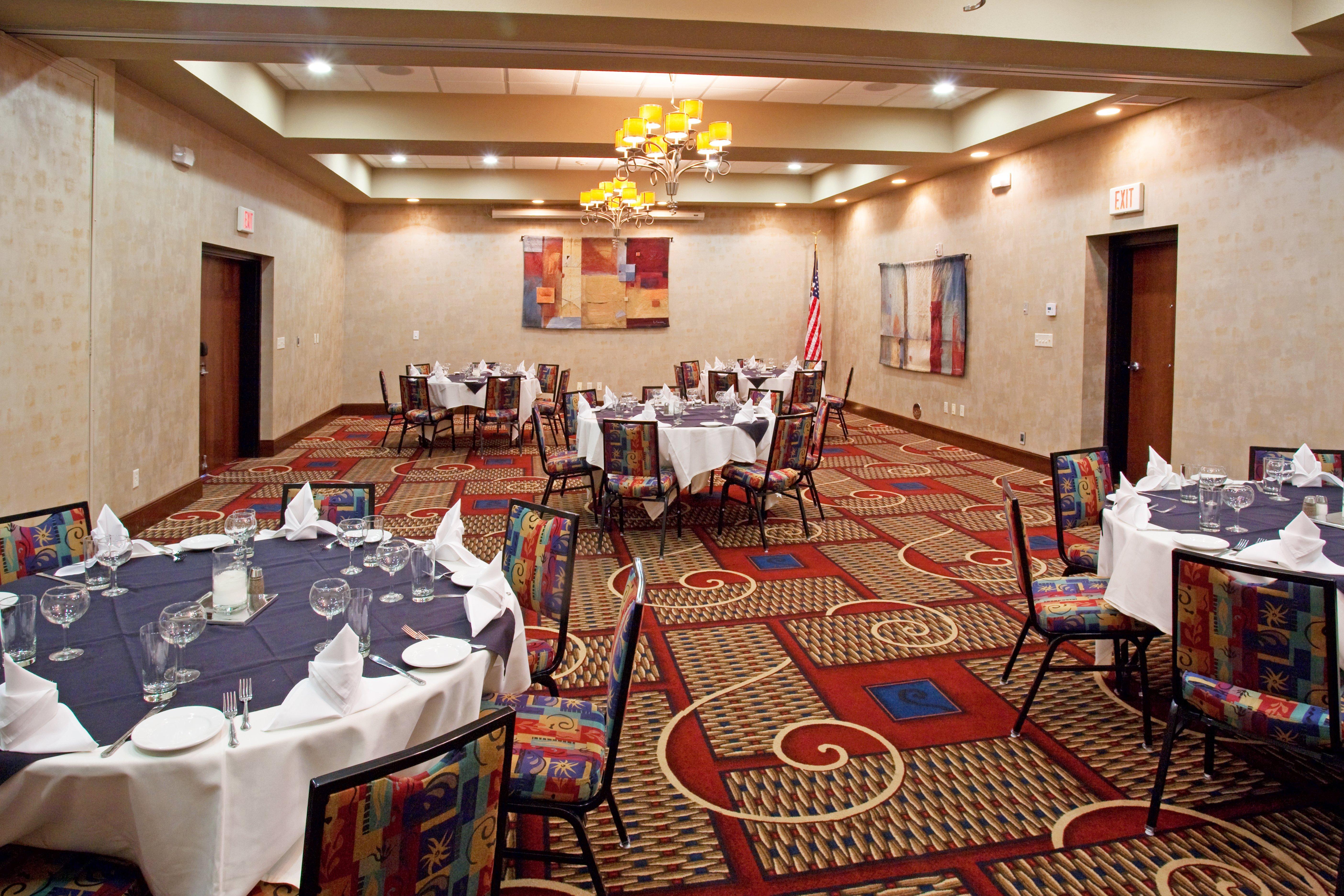 Holiday Inn & Suites Salt Lake City - Airport West By Ihg Ngoại thất bức ảnh