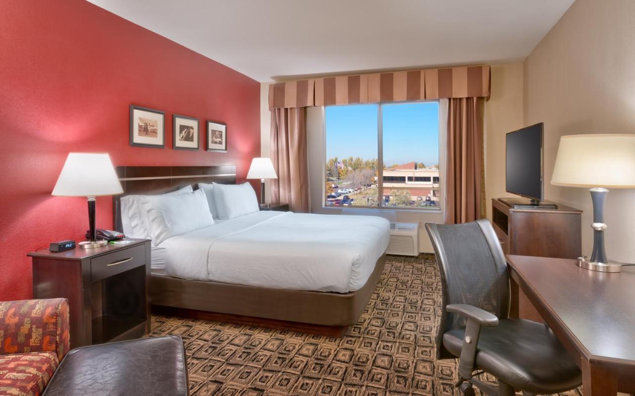 Holiday Inn & Suites Salt Lake City - Airport West By Ihg Ngoại thất bức ảnh